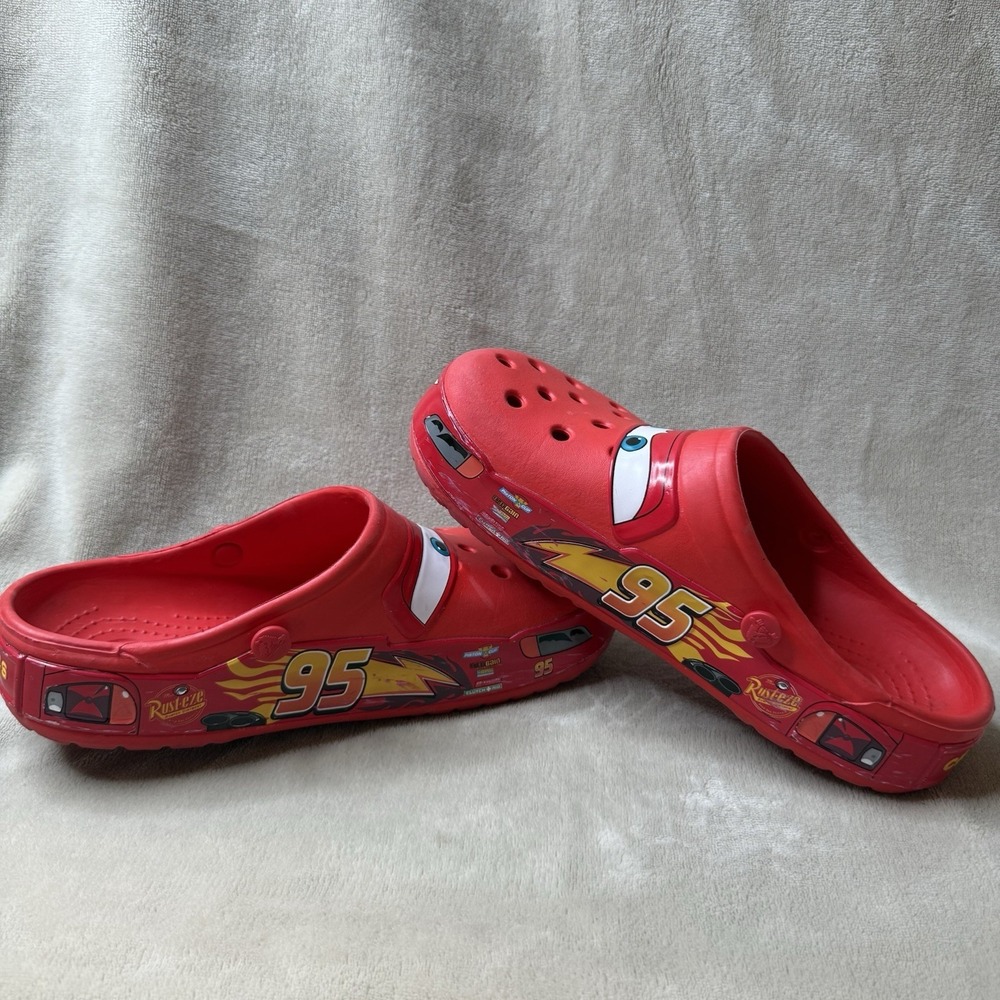 CROCS LIGHTNING McQueen 5 M 7 W limited Edition Disney *Broken Straps - Picture 6 of 10